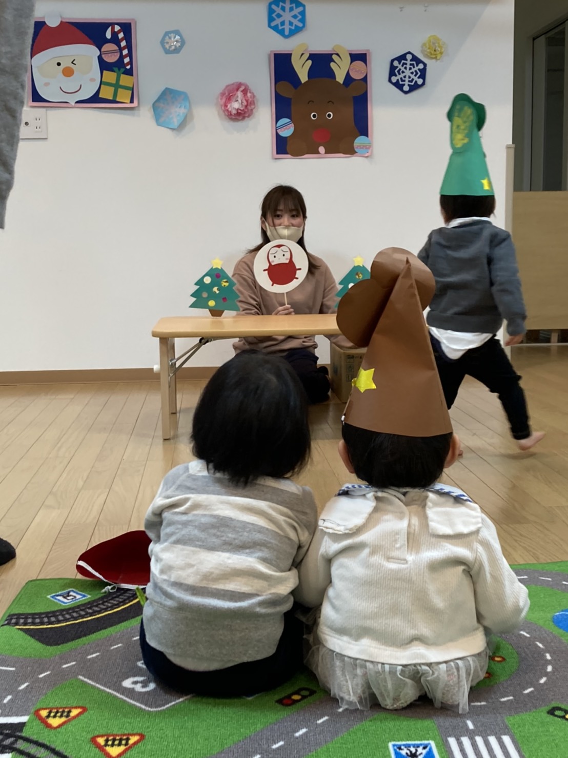 じ〜 じ〜