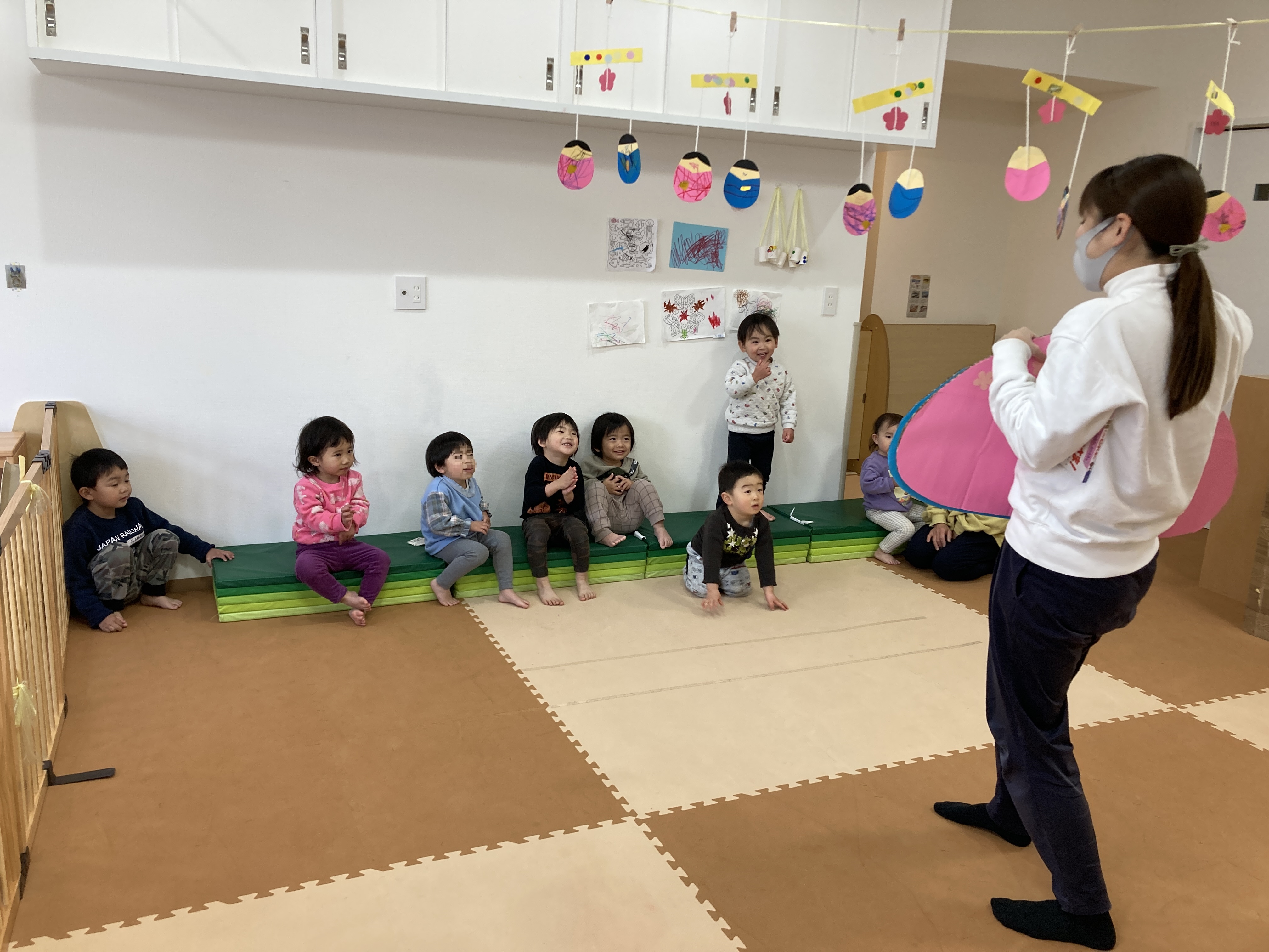 ひなちらし